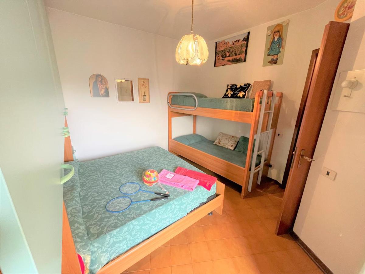 Condominio Miriam Бибионе Экстерьер фото